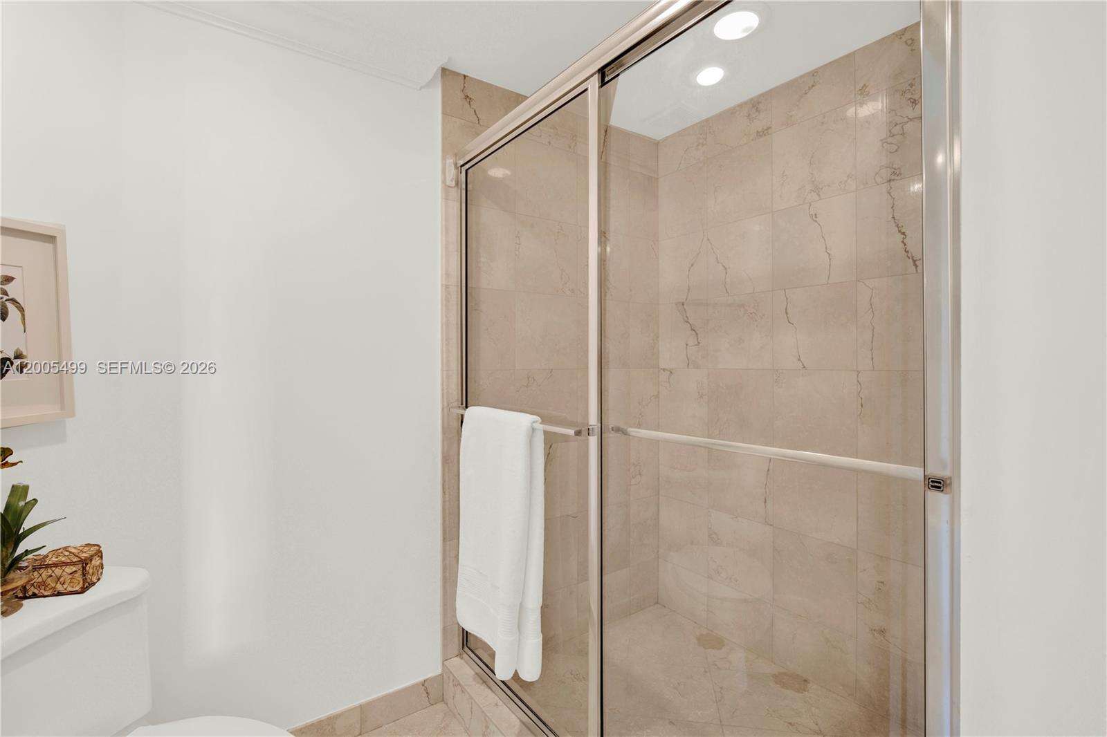 Hidden Bay at 3370 Hidden Bay Dr, Aventura, FL 33180 - For Sale photo 20
