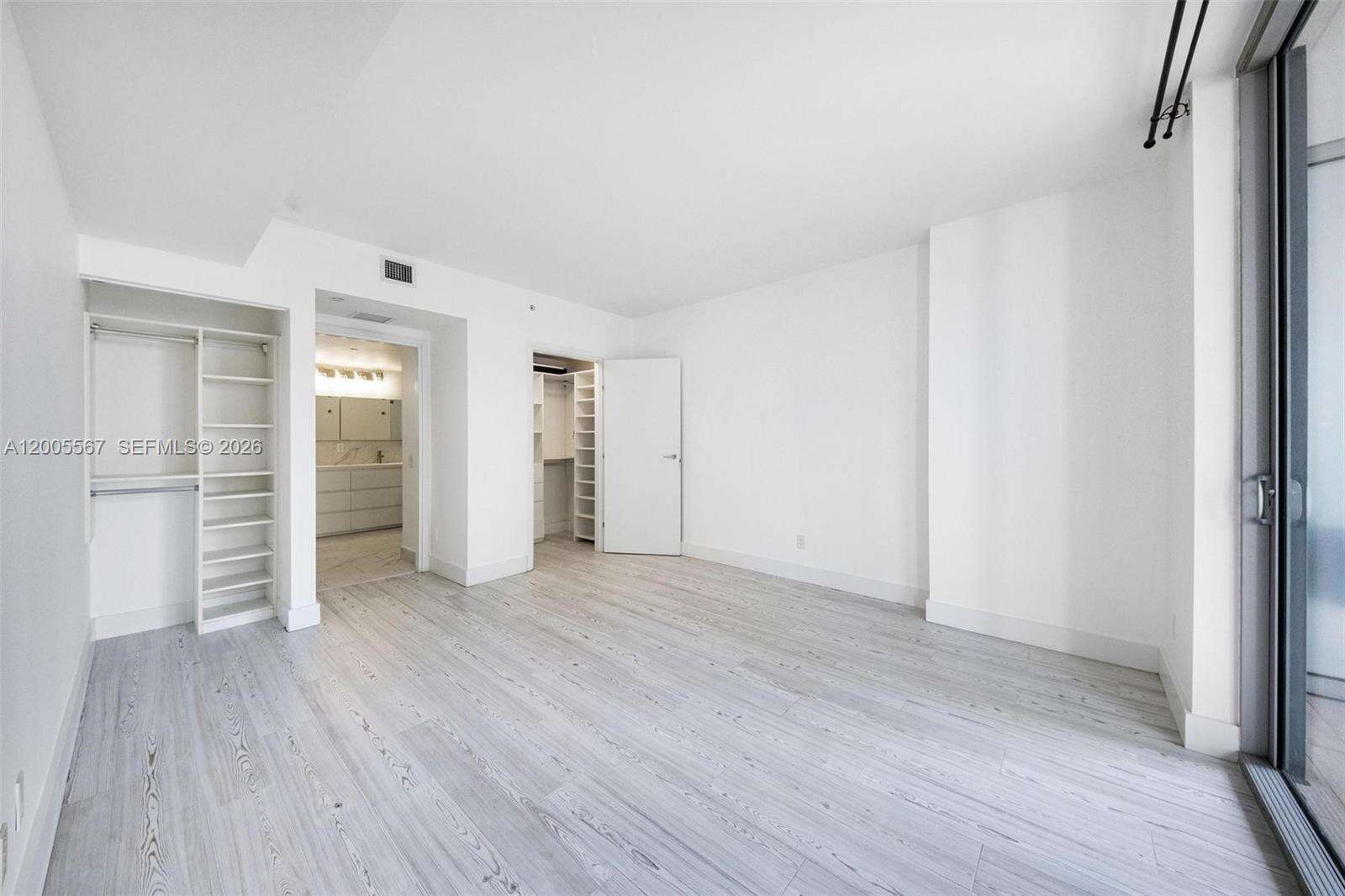 Brickell House at 1300 Brickell Bay Dr, Miami, FL 33131 - For Sale photo 15