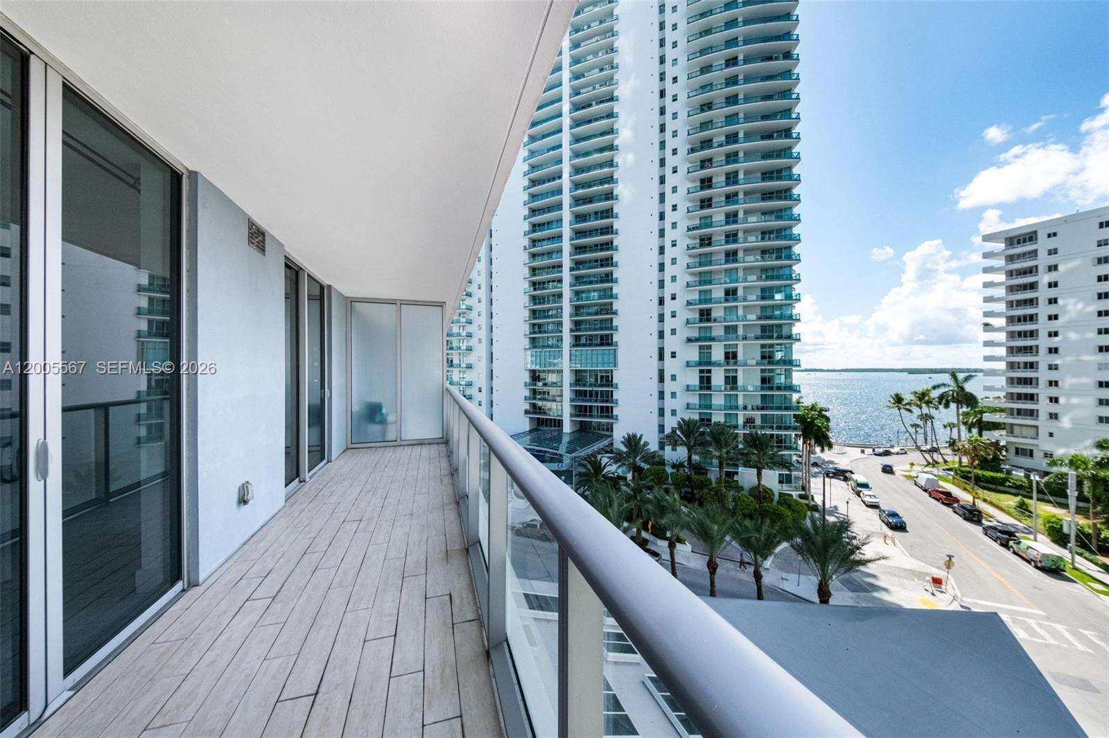 Brickell House at 1300 Brickell Bay Dr, Miami, FL 33131 - For Sale photo 20