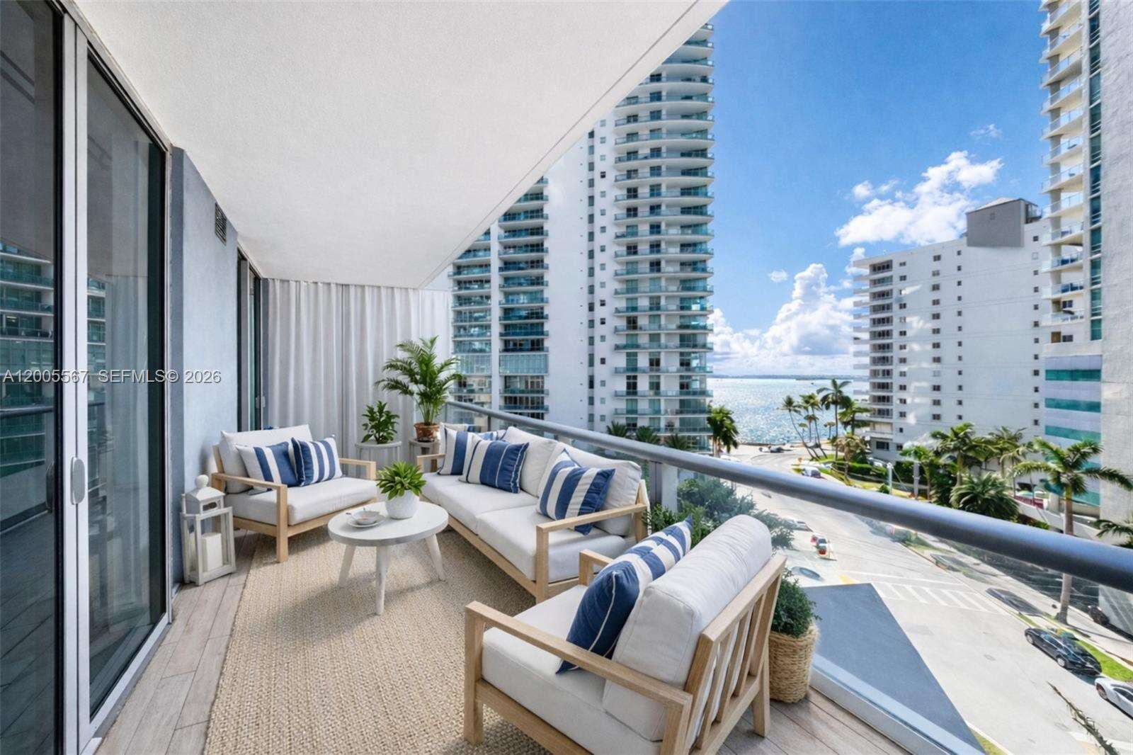 Brickell House at 1300 Brickell Bay Dr, Miami, FL 33131 - For Sale photo 4