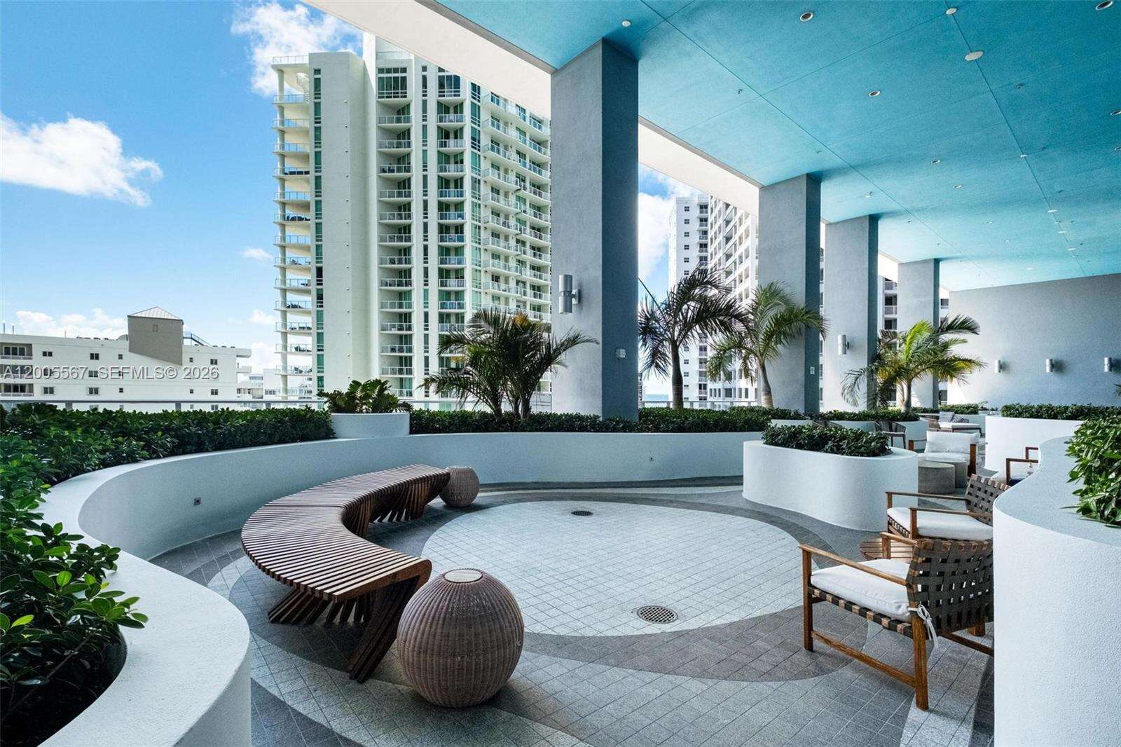 Brickell House at 1300 Brickell Bay Dr, Miami, FL 33131 - For Sale photo 34