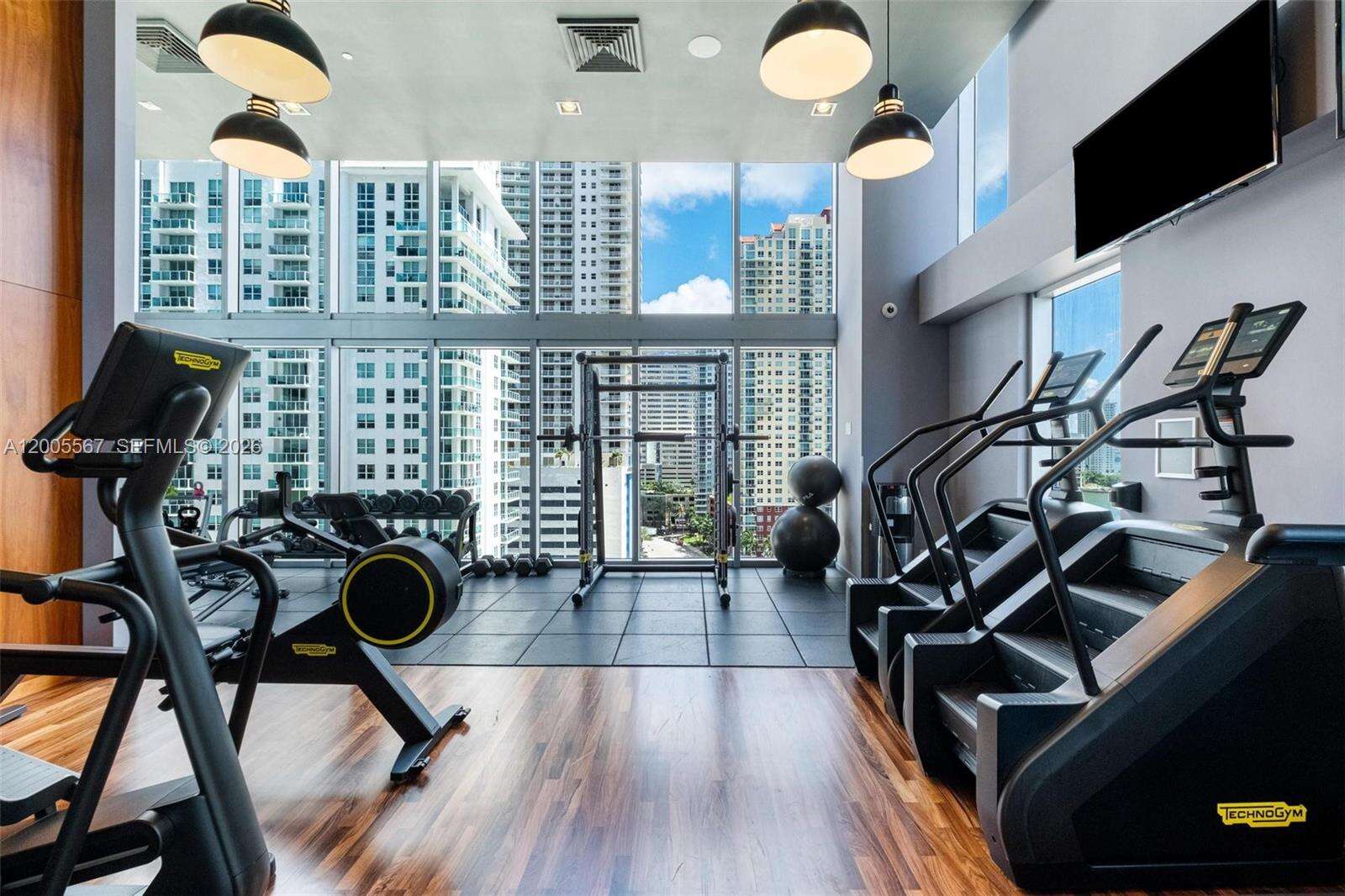 Brickell House at 1300 Brickell Bay Dr, Miami, FL 33131 - For Sale photo 36