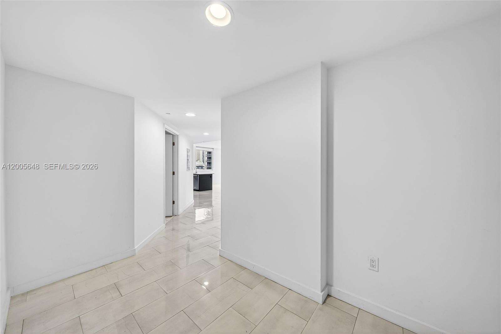 500 Brickell at 500 Brickell Ave, Miami, FL 33131 - For Sale photo 11