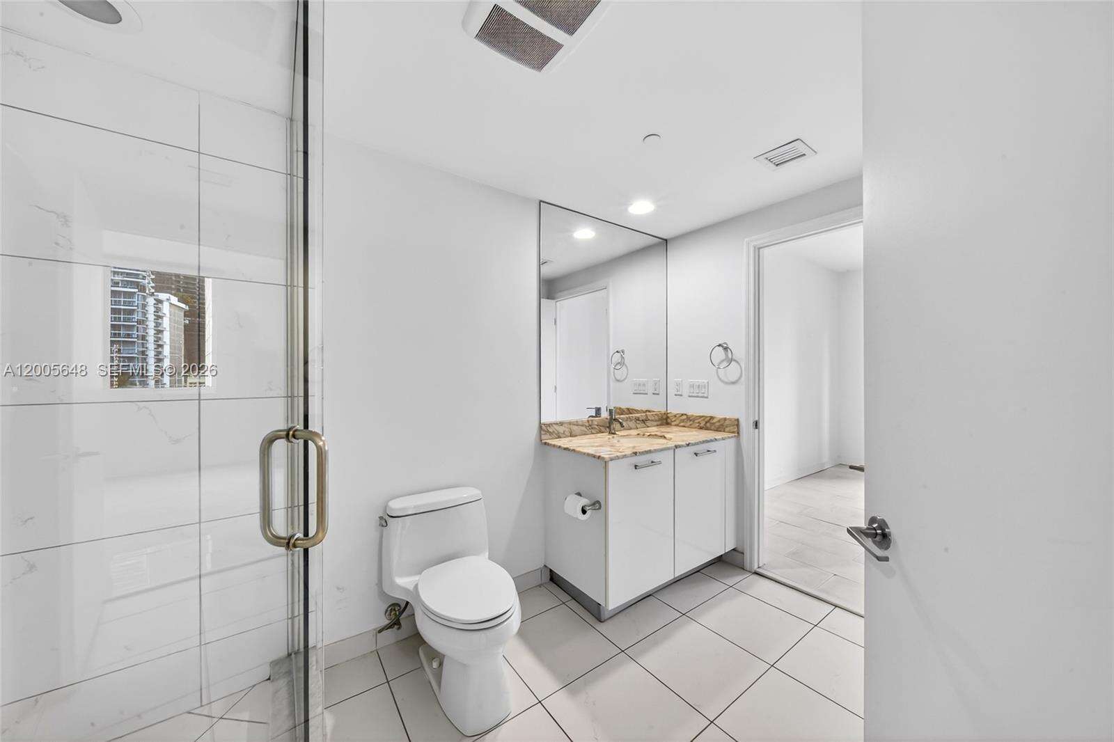 500 Brickell at 500 Brickell Ave, Miami, FL 33131 - For Sale photo 22