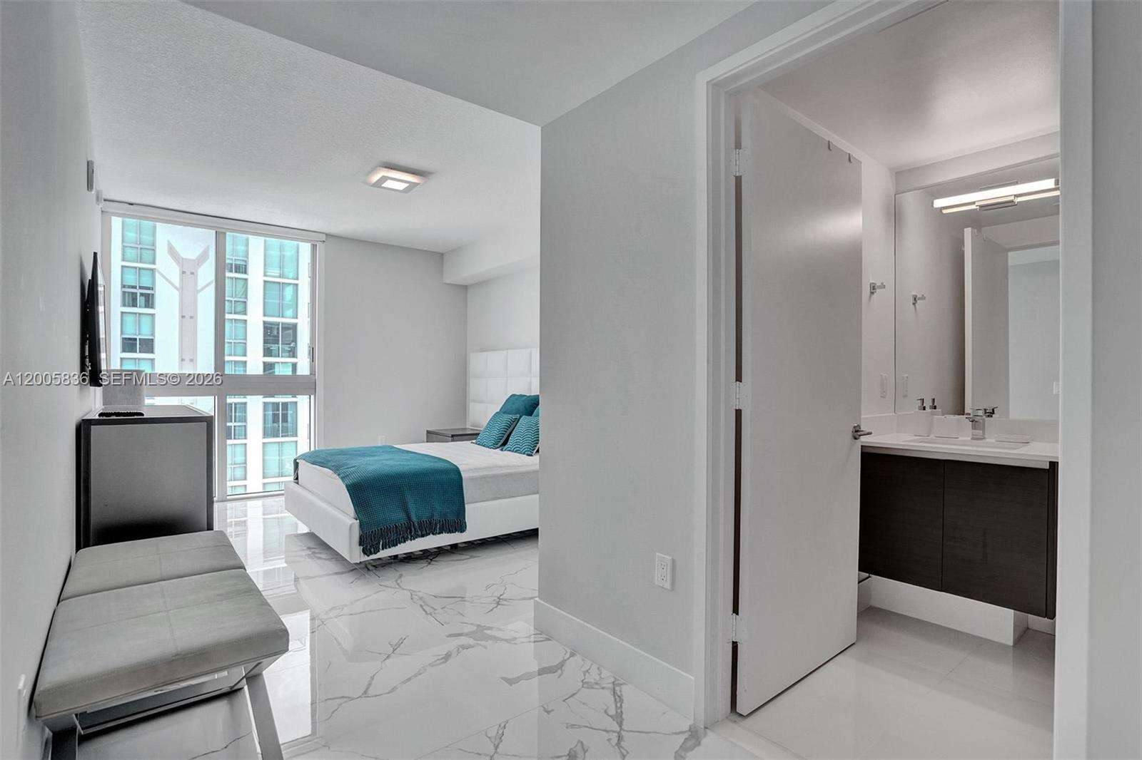 Parque Towers at 330 Sunny Isles Blvd, Sunny Isles Beach, FL 33160 - For Sale photo 20