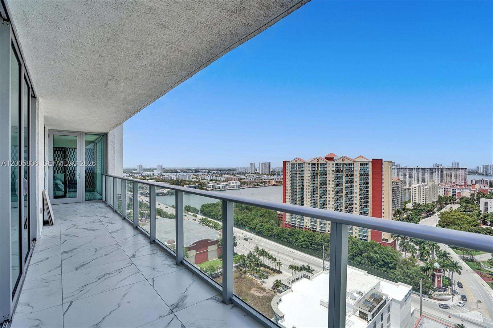 Parque Towers at 330 Sunny Isles Blvd, Sunny Isles Beach, FL 33160 - For Sale photo 22