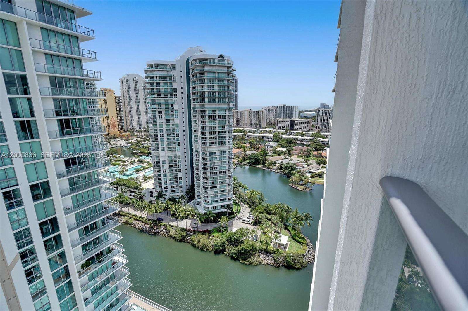 Parque Towers at 330 Sunny Isles Blvd, Sunny Isles Beach, FL 33160 - For Sale photo 9