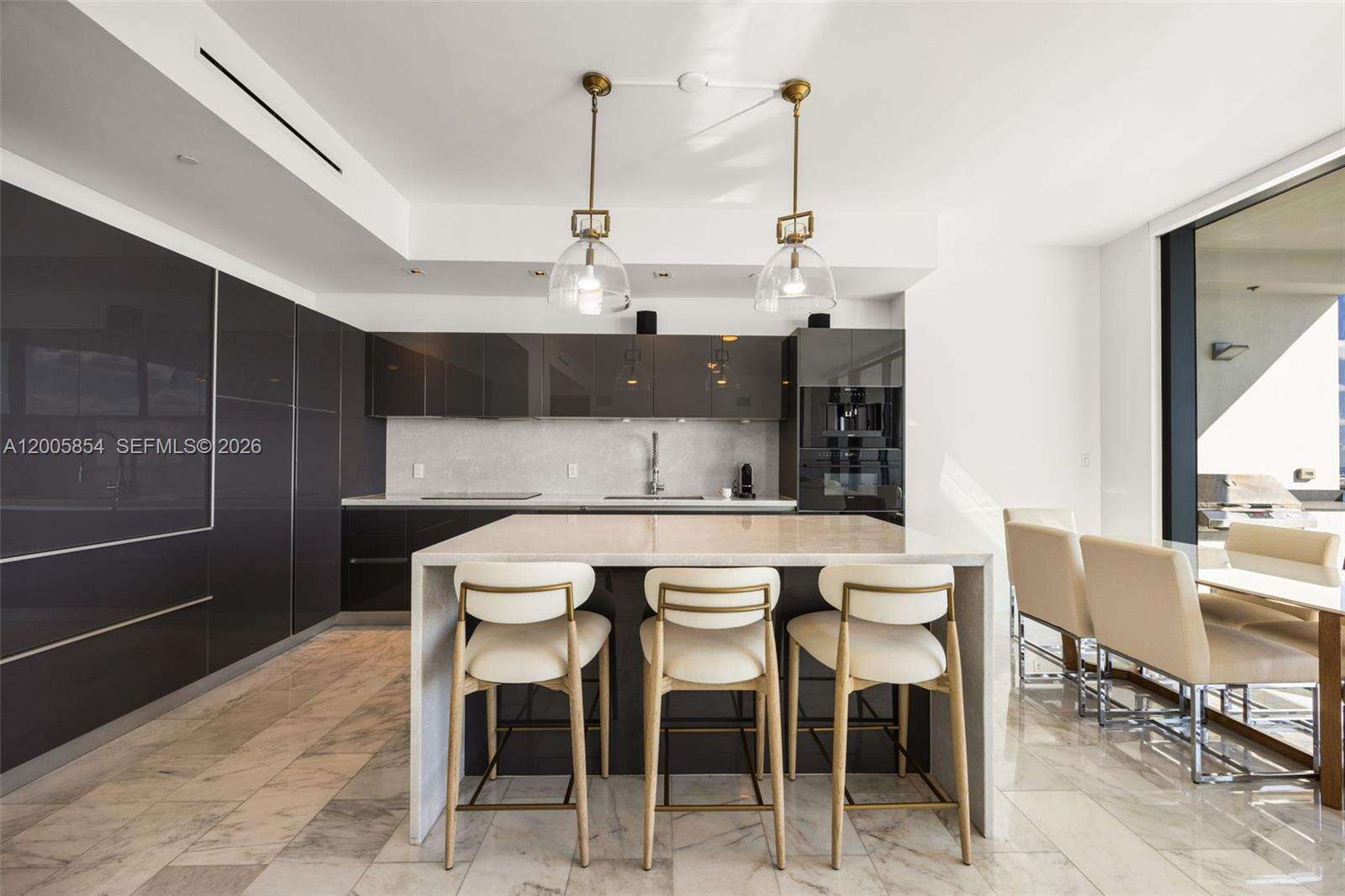 Echo Brickell at 1451 Brickell Ave, Miami, FL 33131 - For Sale photo 7