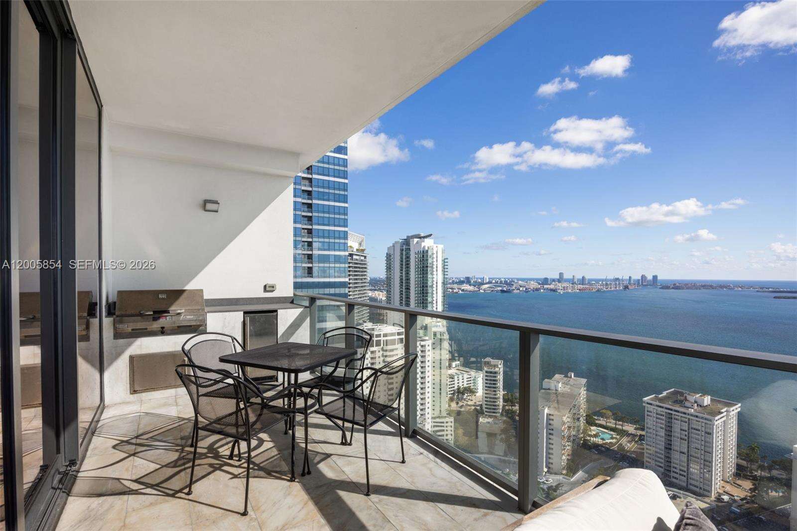 Echo Brickell at 1451 Brickell Ave, Miami, FL 33131 - For Sale photo 8
