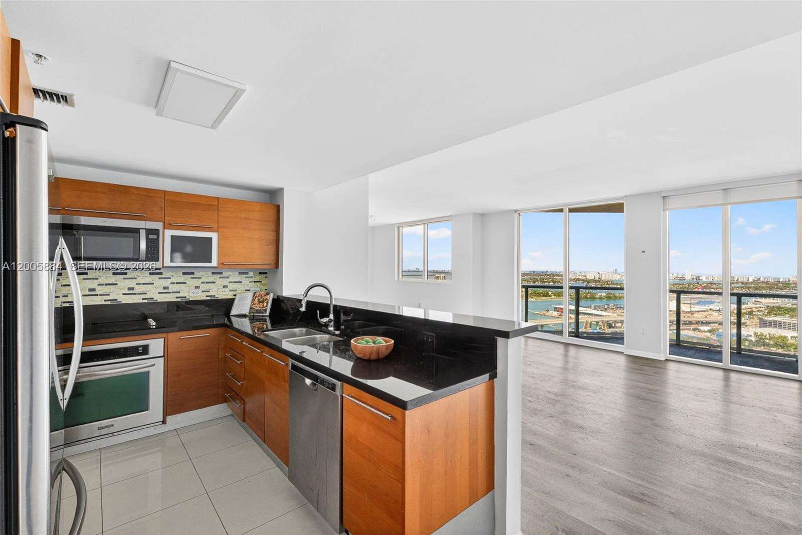 Vizcayne North at 244 Biscayne Blvd, Miami, FL 33132 - For Sale photo 7