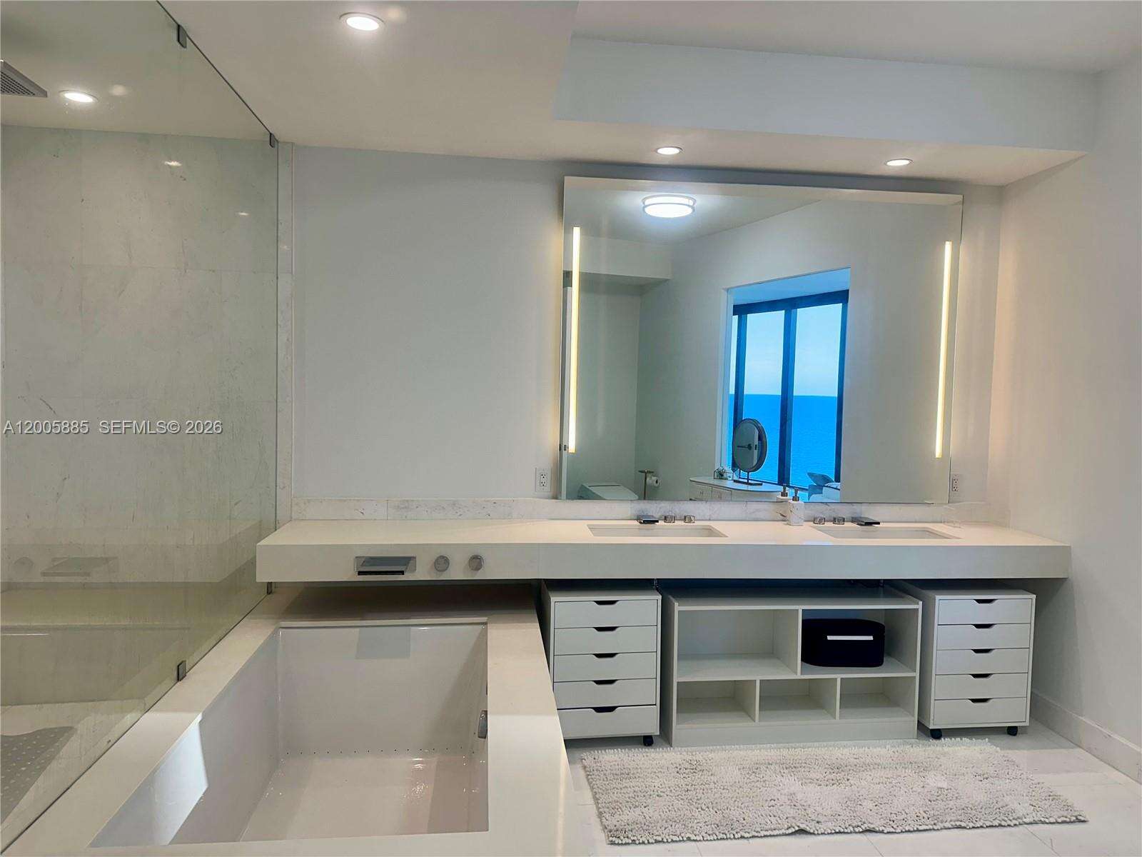 Porsche Design Tower at 18555 Collins Ave, Sunny Isles Beach, FL 33160 - For Sale photo 16