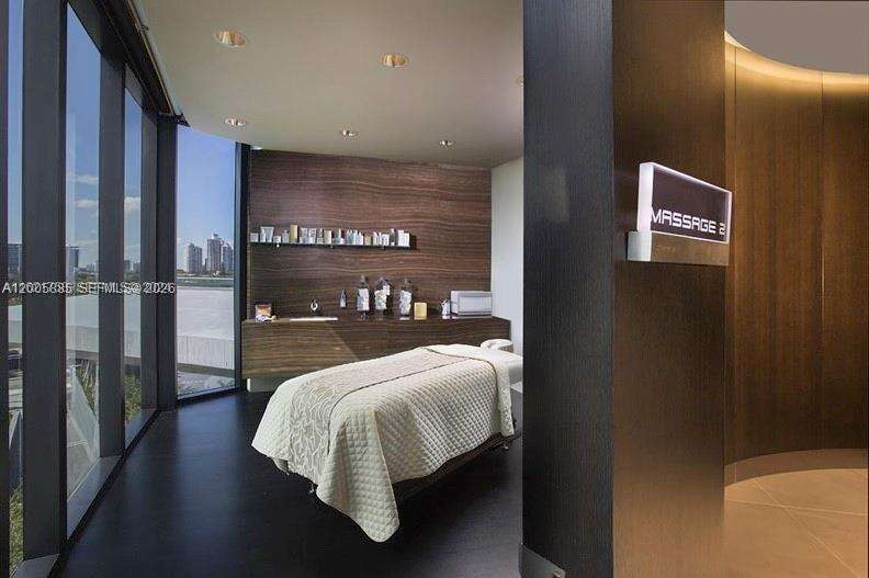Porsche Design Tower at 18555 Collins Ave, Sunny Isles Beach, FL 33160 - For Sale photo 25