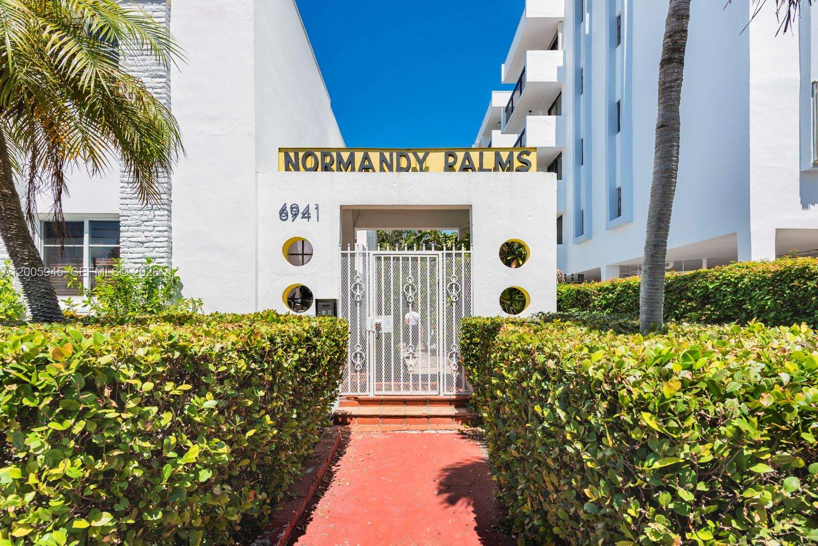 Normandy Palms Condos for Sale & Rent | Picture 1