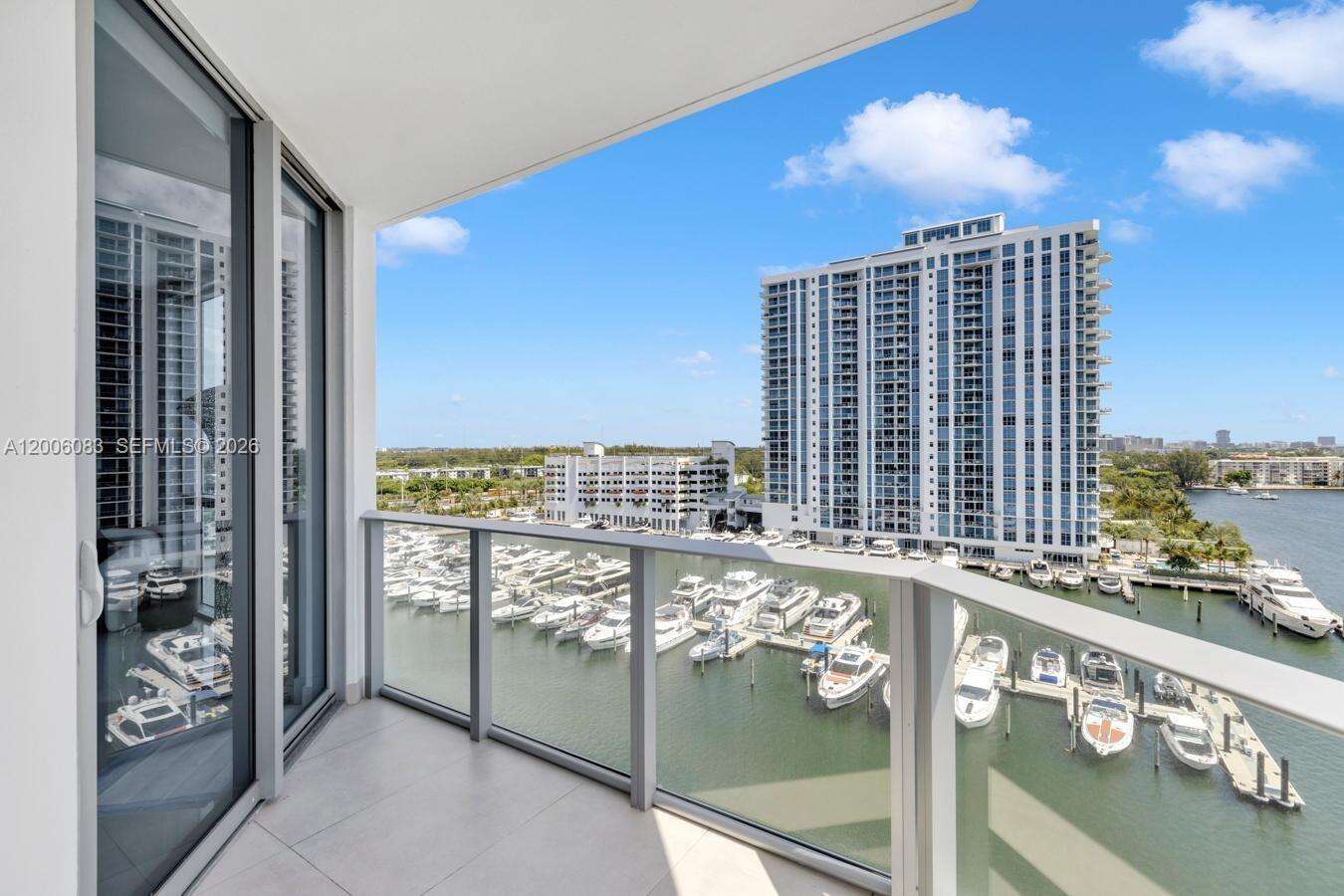 MARINA PALMS RESIDENCES SOUTH - 17111 Biscayne Blvd, North Miami Beach, FL 33160 | Picture 3
