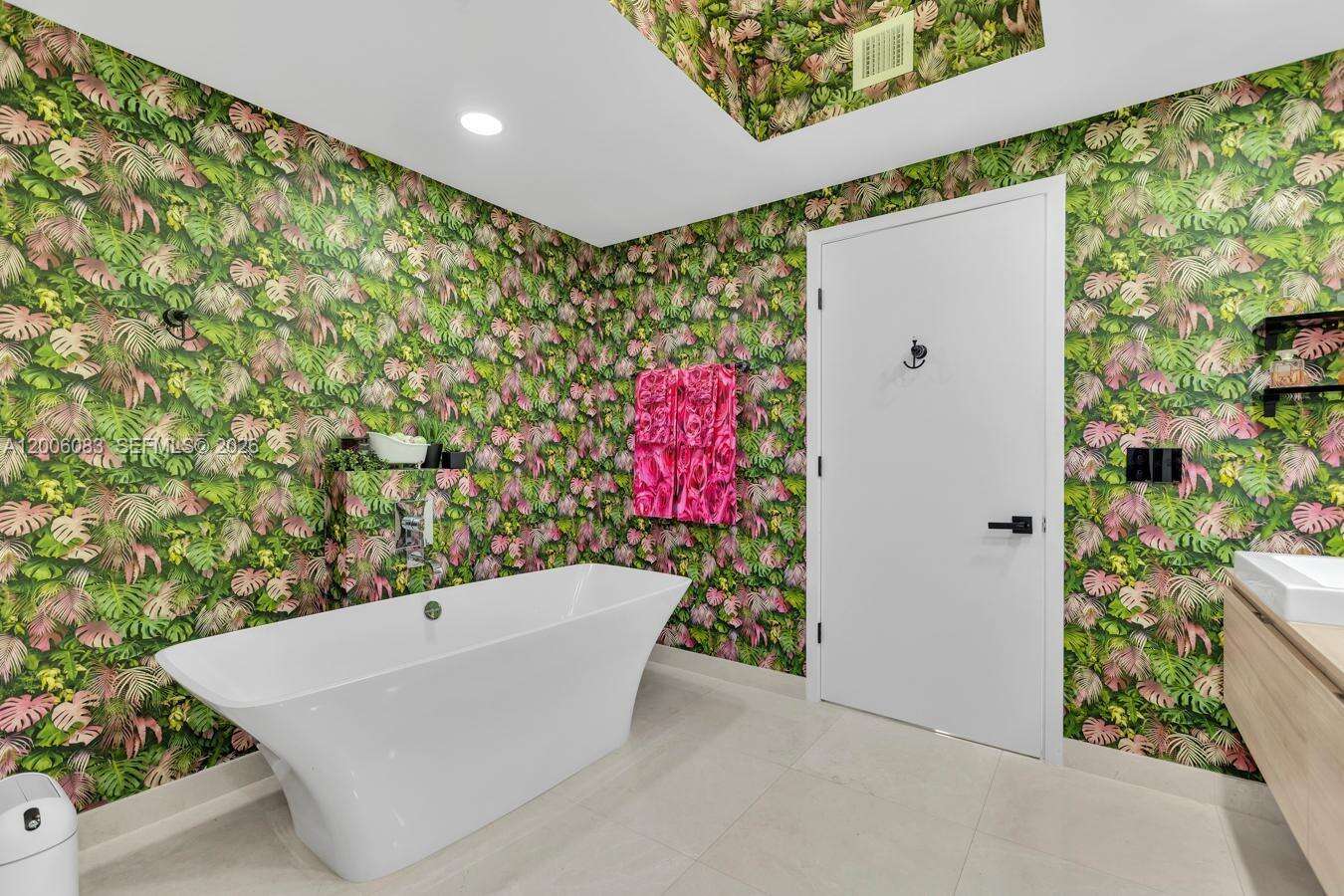 MARINA PALMS RESIDENCES SOUTH - 17111 Biscayne Blvd, North Miami Beach, FL 33160 | Picture 39