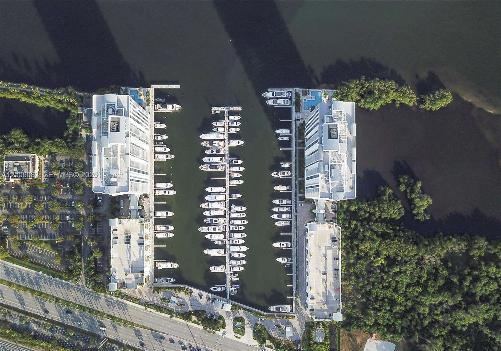 MARINA PALMS RESIDENCES SOUTH - 17111 Biscayne Blvd, North Miami Beach, FL 33160 | Picture 59