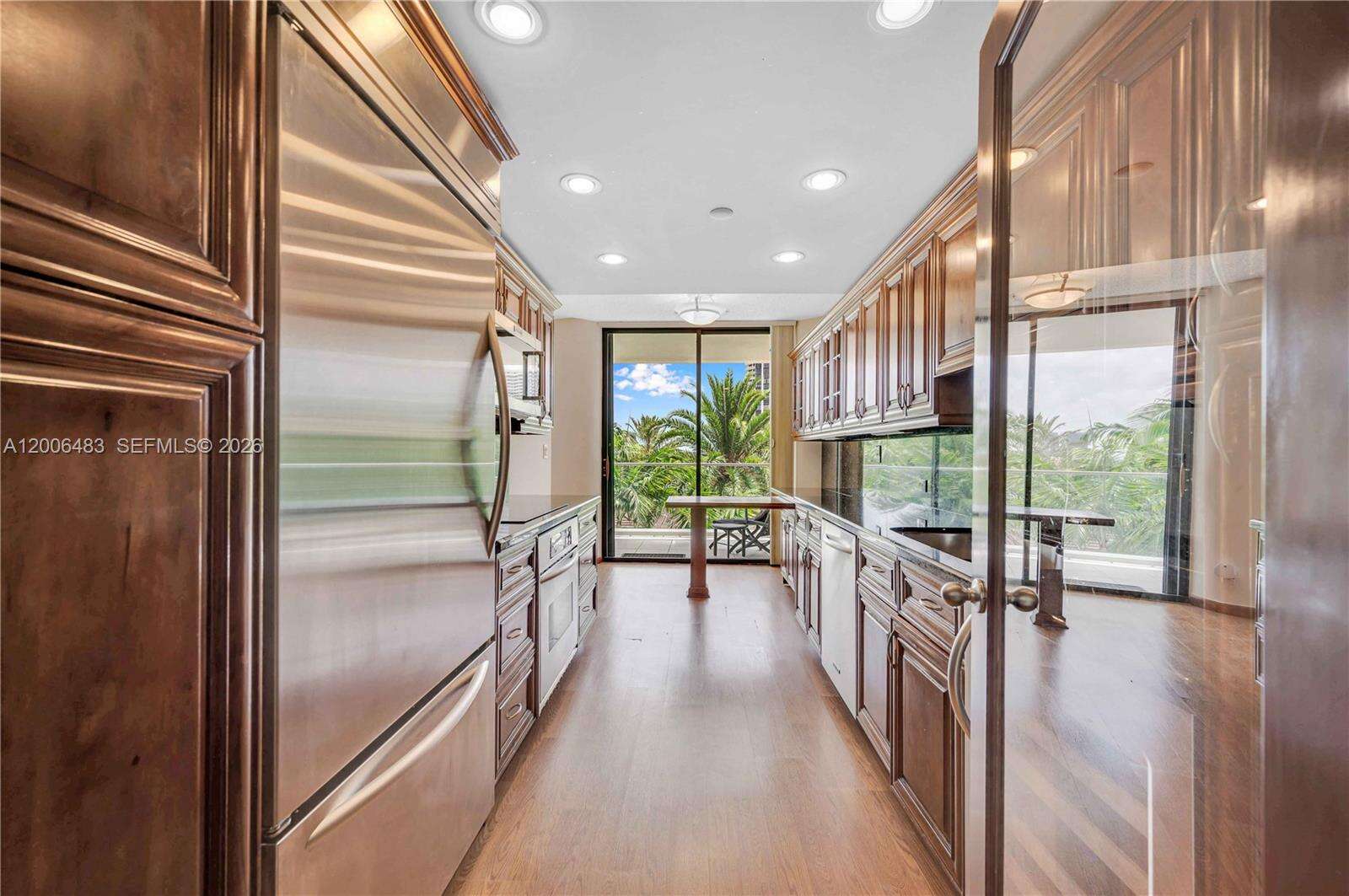 2800 Williams Island at 2800 Island Blvd, Aventura, FL 33160 - For Sale photo 15