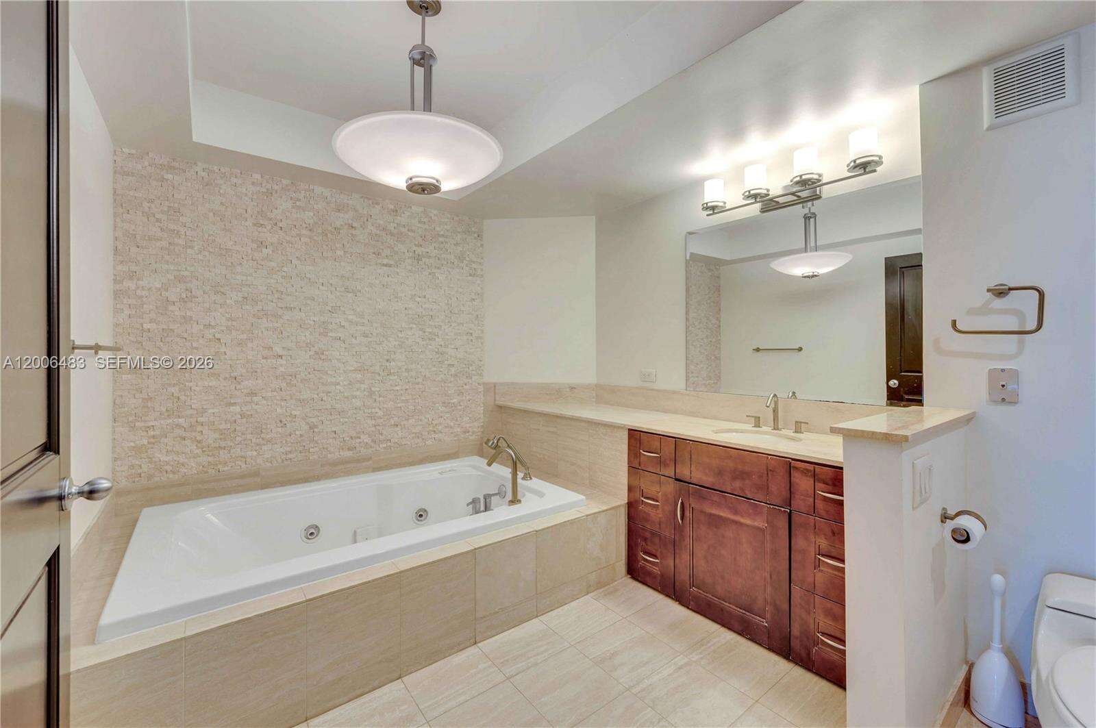 2800 Williams Island at 2800 Island Blvd, Aventura, FL 33160 - For Sale photo 26