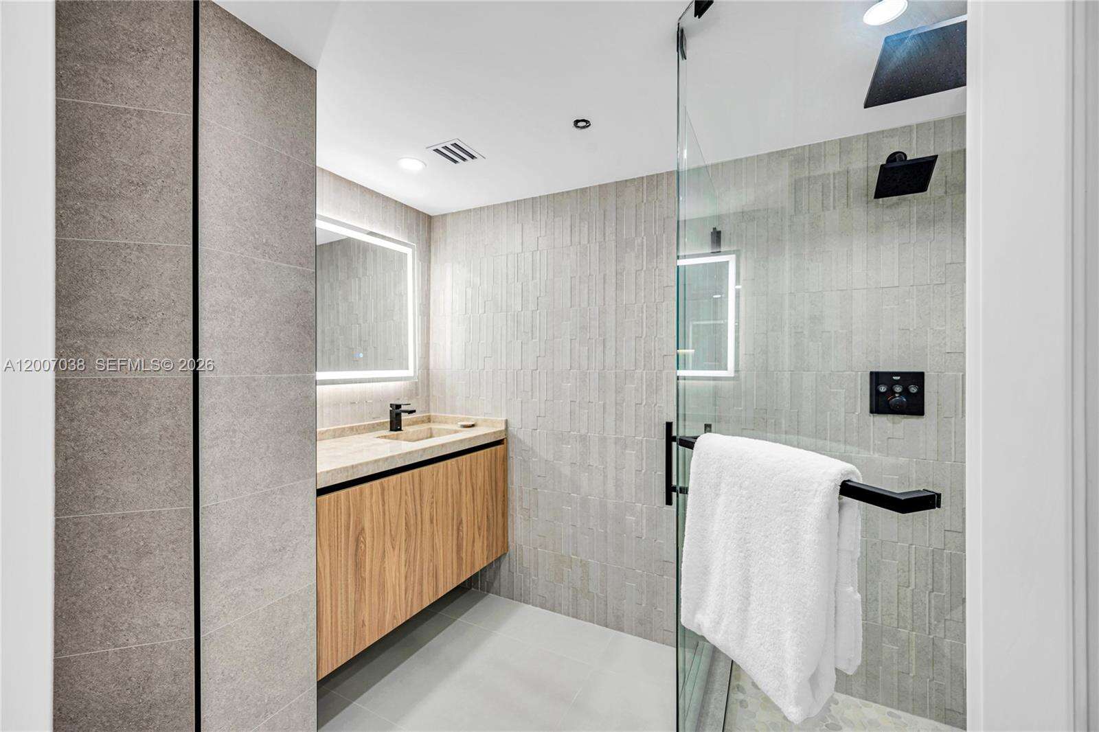 The Landmark at 20185 Country Club Dr, Aventura, FL 33180 - For Sale photo 44