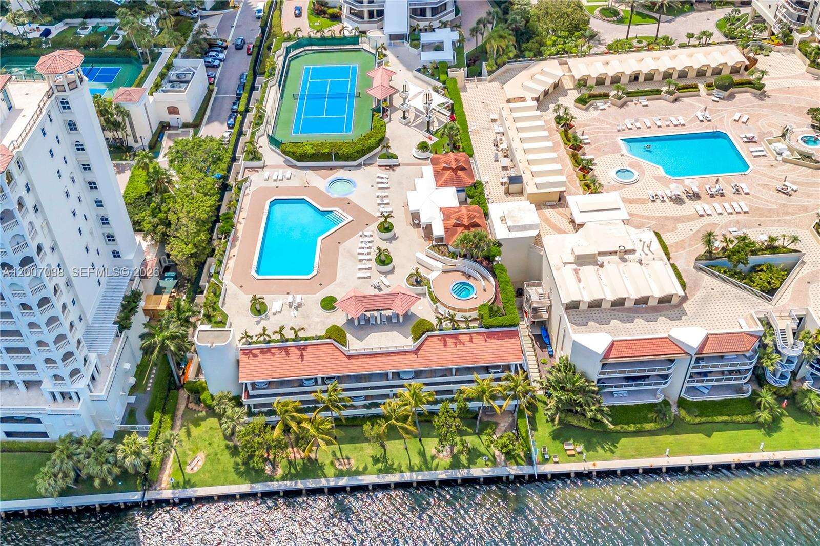 The Landmark at 20185 Country Club Dr, Aventura, FL 33180 - For Sale photo 59