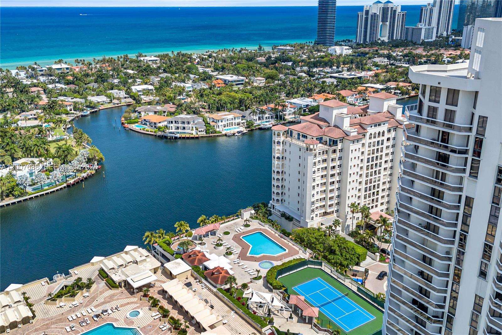 The Landmark at 20185 Country Club Dr, Aventura, FL 33180 - For Sale photo 61