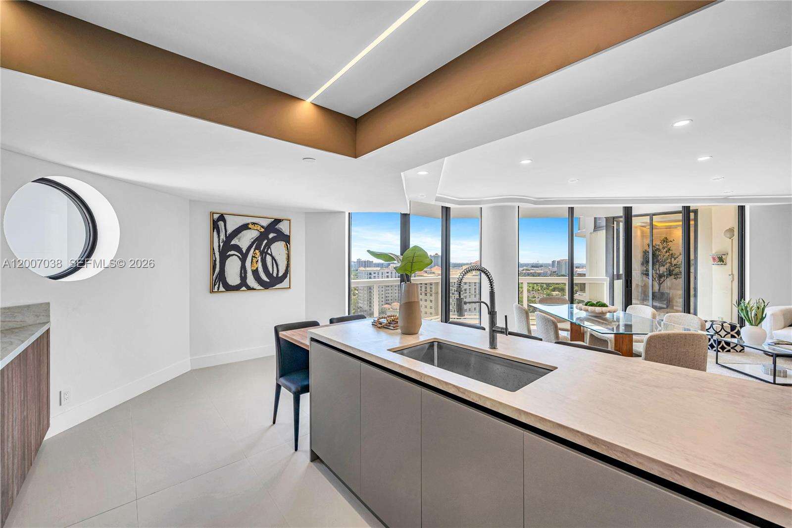 The Landmark at 20185 Country Club Dr, Aventura, FL 33180 - For Sale photo 10