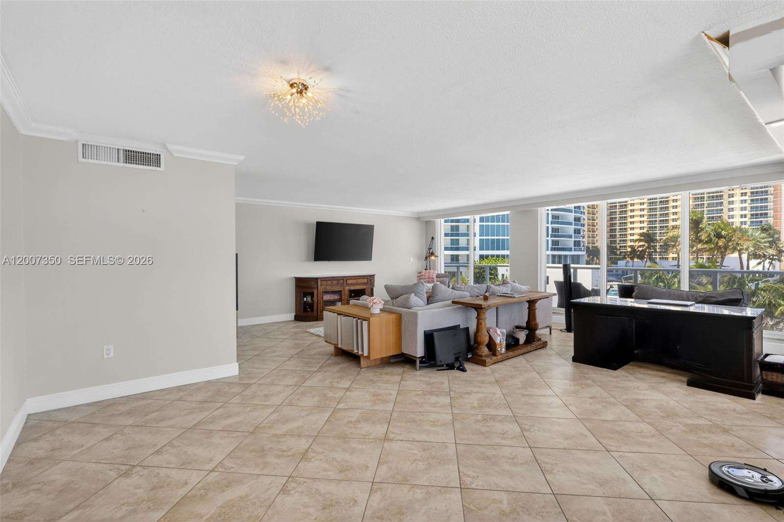 Aquarius at 2751 Ocean Dr, Hollywood, FL 33019 - For Sale photo 12