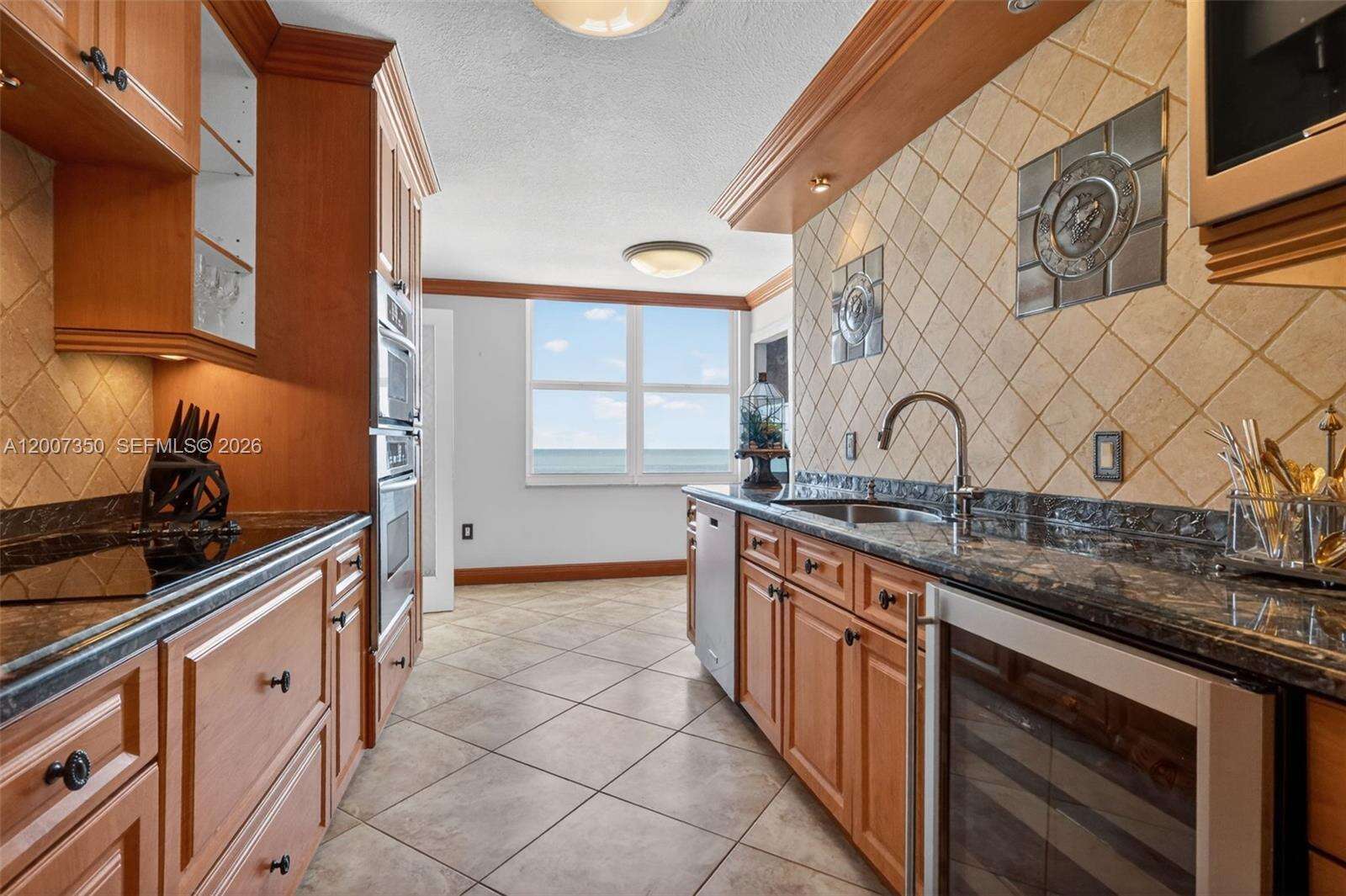 Aquarius at 2751 Ocean Dr, Hollywood, FL 33019 - For Sale photo 17