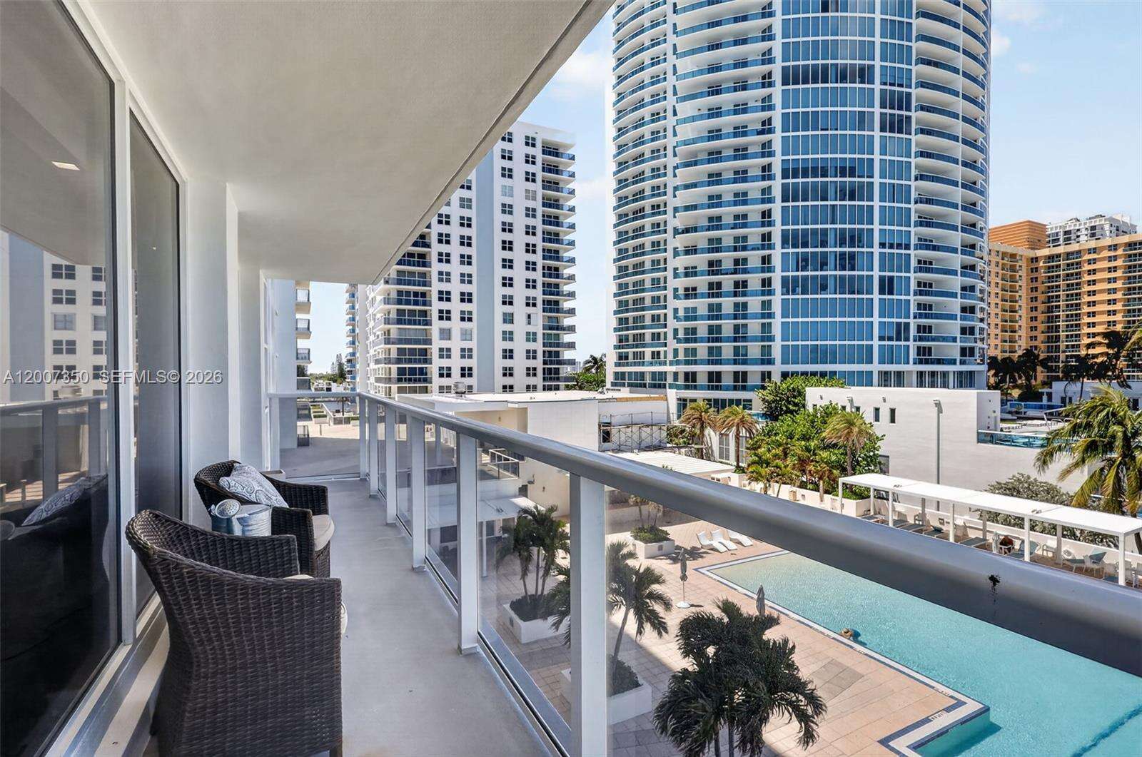 Aquarius at 2751 Ocean Dr, Hollywood, FL 33019 - For Sale photo 4