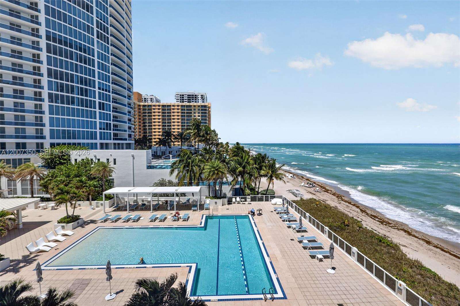 Aquarius at 2751 Ocean Dr, Hollywood, FL 33019 - For Sale photo 5