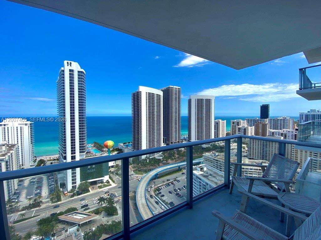 Hyde Beach House at 4010 Ocean Dr, Hollywood, FL 33019 - For Sale photo 3