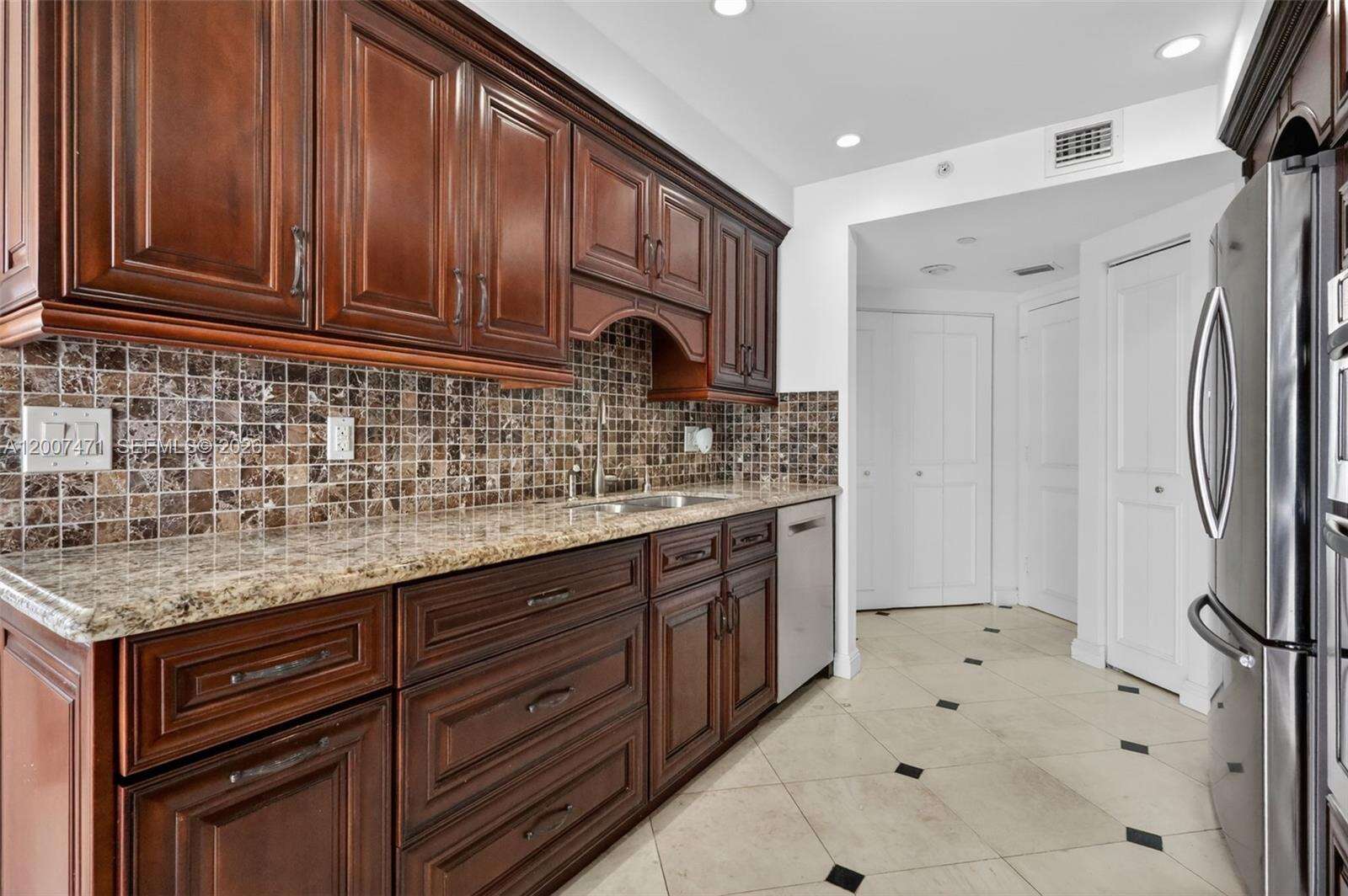 3000 Williams Island at 3000 Island Blvd, Aventura, FL 33160 - For Sale photo 18