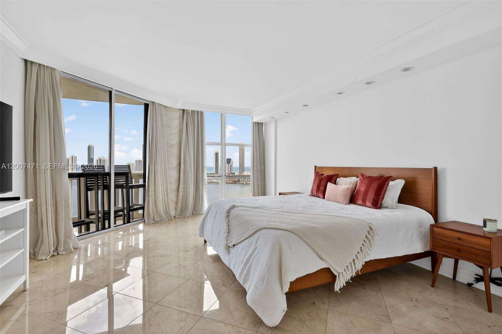 3000 Williams Island at 3000 Island Blvd, Aventura, FL 33160 - For Sale photo 25