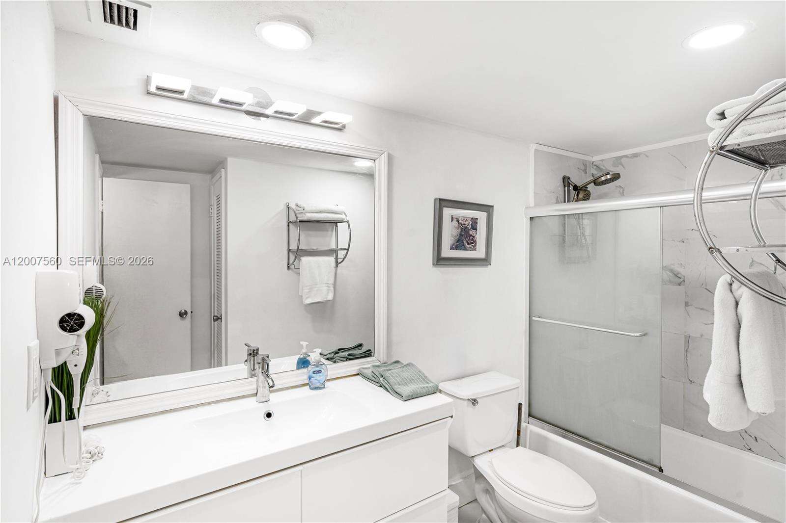 Ocean Reserve at 19370 Collins Ave, Sunny Isles Beach, FL 33160 - For Sale photo 6