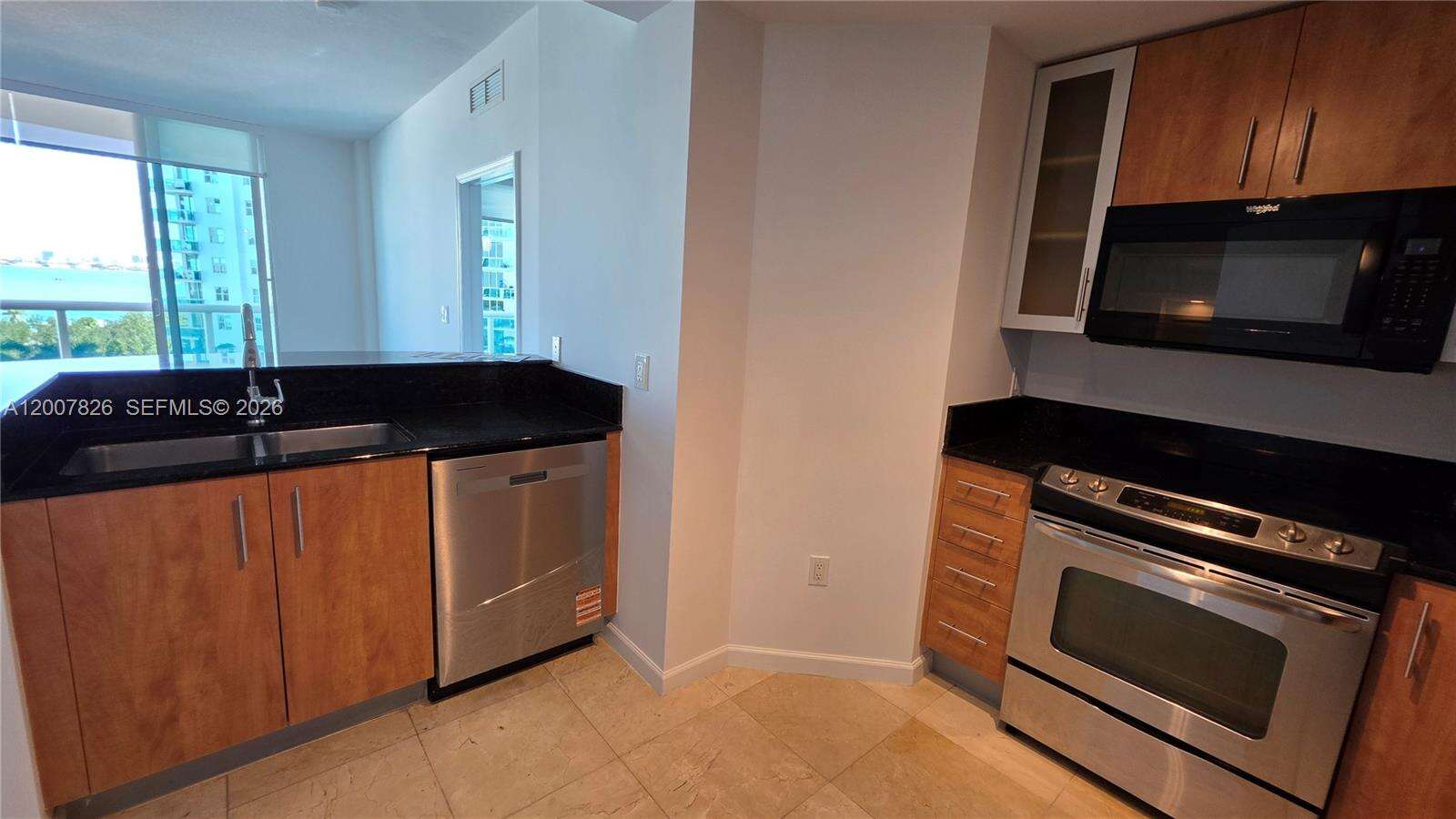 360 Condo at 7900 Harbor Island Dr, North Bay Village, FL 33141 - For Sale photo 11