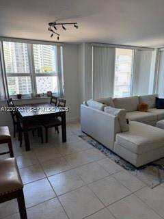 The Mark On Brickell at 1155 Brickell Bay Dr, Miami, FL 33131 - For Sale photo 25