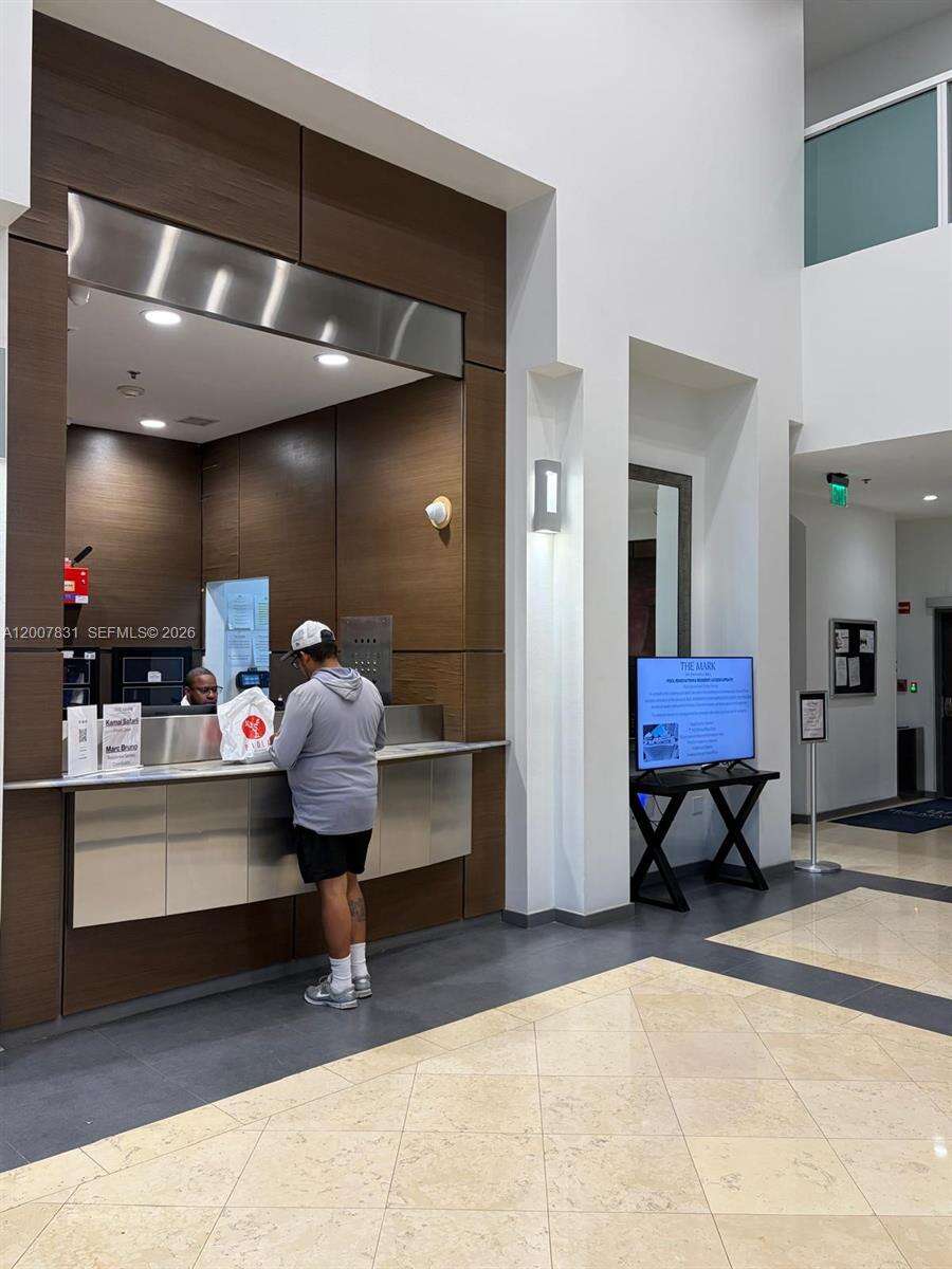 The Mark On Brickell at 1155 Brickell Bay Dr, Miami, FL 33131 - For Sale photo 6