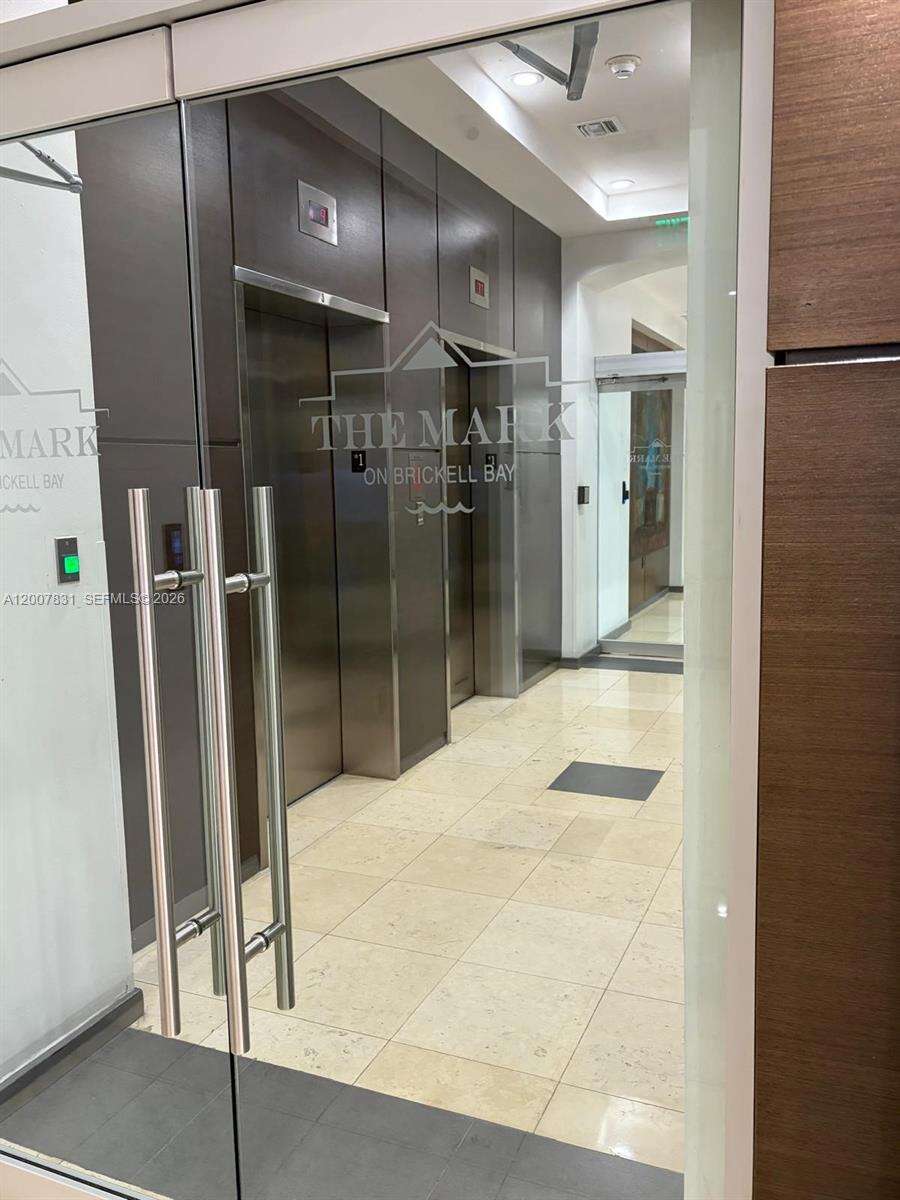 The Mark On Brickell at 1155 Brickell Bay Dr, Miami, FL 33131 - For Sale photo 9