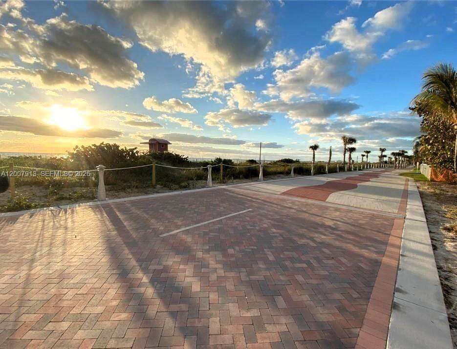 5600 Collins Ave, Miami Beach, FL 33140 - For Sale photo 15