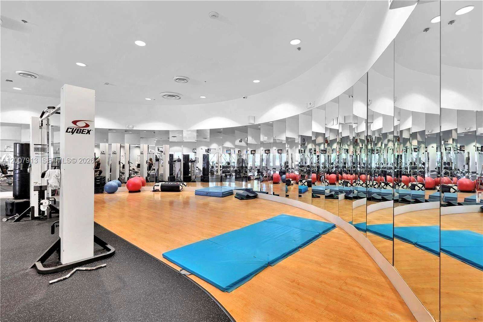 5600 Collins Ave, Miami Beach, FL 33140 - For Sale photo 17