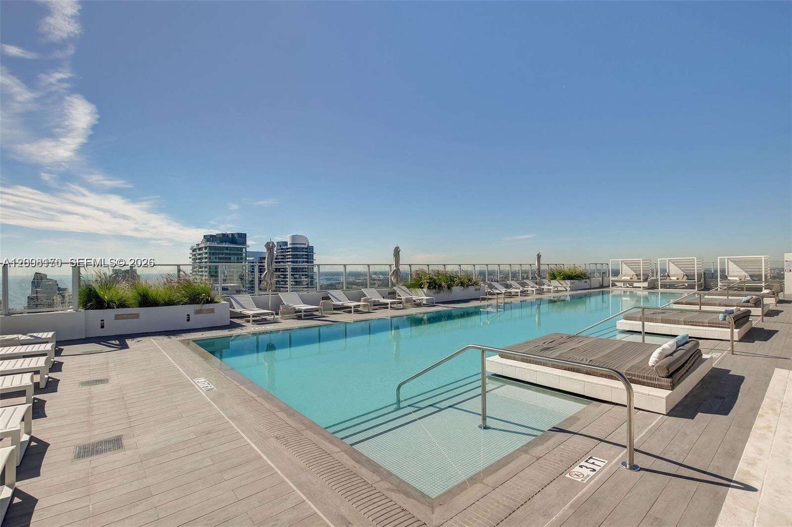 1010 Brickell at 1010 Brickell Ave, Miami, FL 33131 - For Sale photo 21