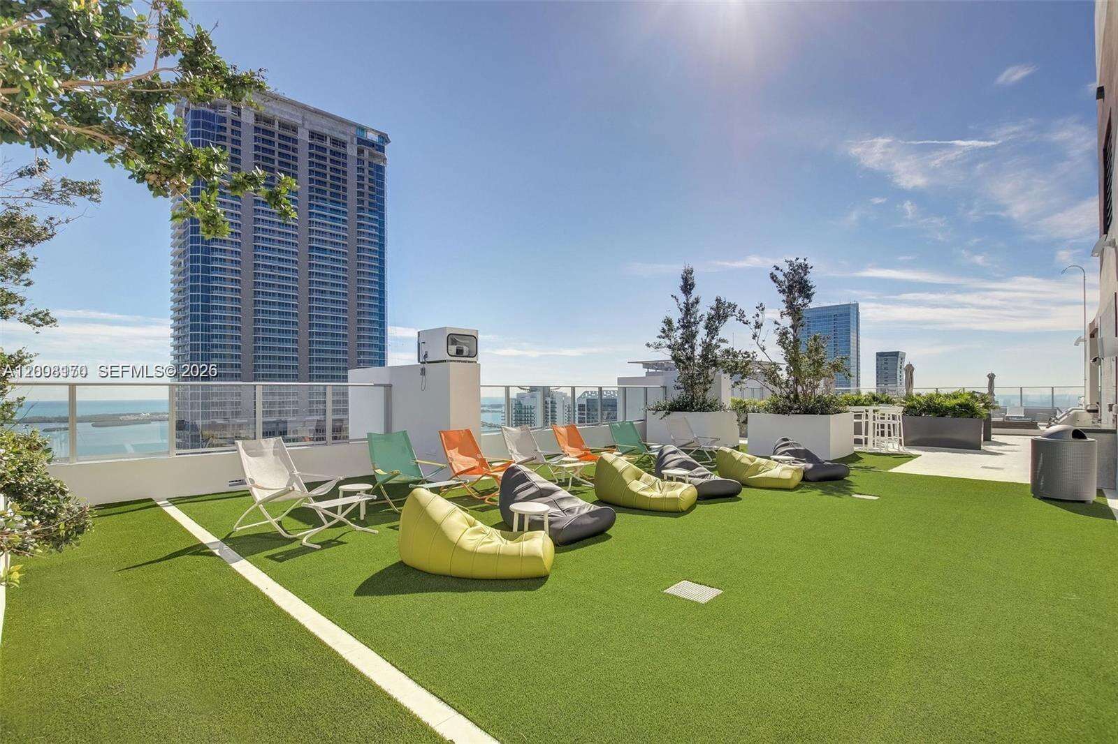 1010 Brickell at 1010 Brickell Ave, Miami, FL 33131 - For Sale photo 38