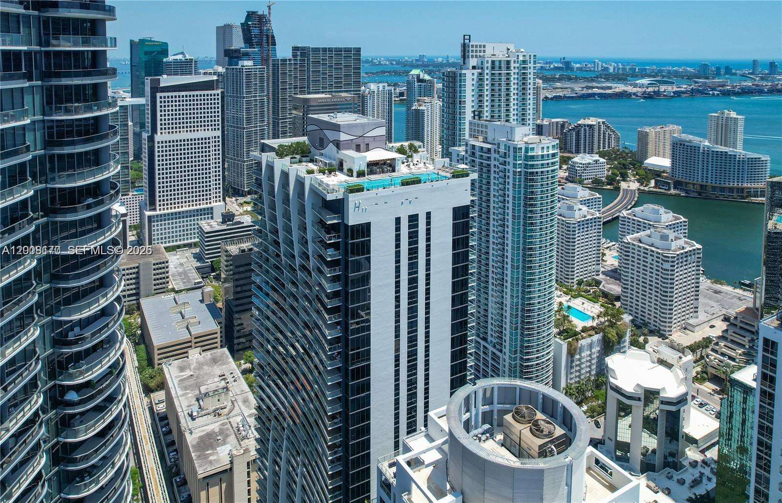 1010 Brickell at 1010 Brickell Ave, Miami, FL 33131 - For Sale photo 48