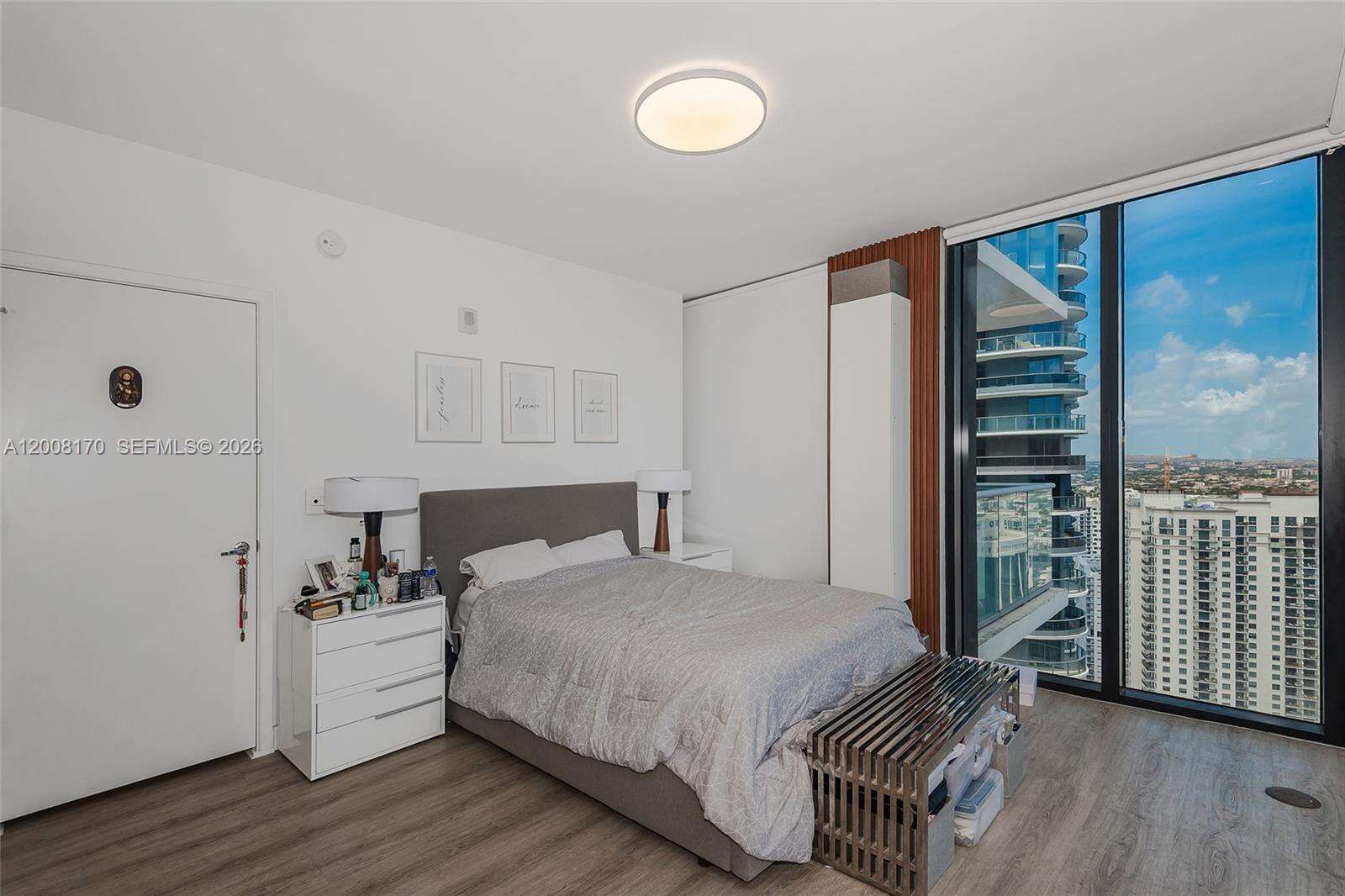 1010 Brickell at 1010 Brickell Ave, Miami, FL 33131 - For Sale photo 10