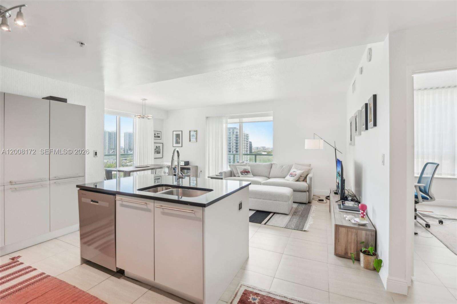 Quantum On The Bay at 1900 Bayshore Dr, Miami, FL 33132 - For Sale photo 1