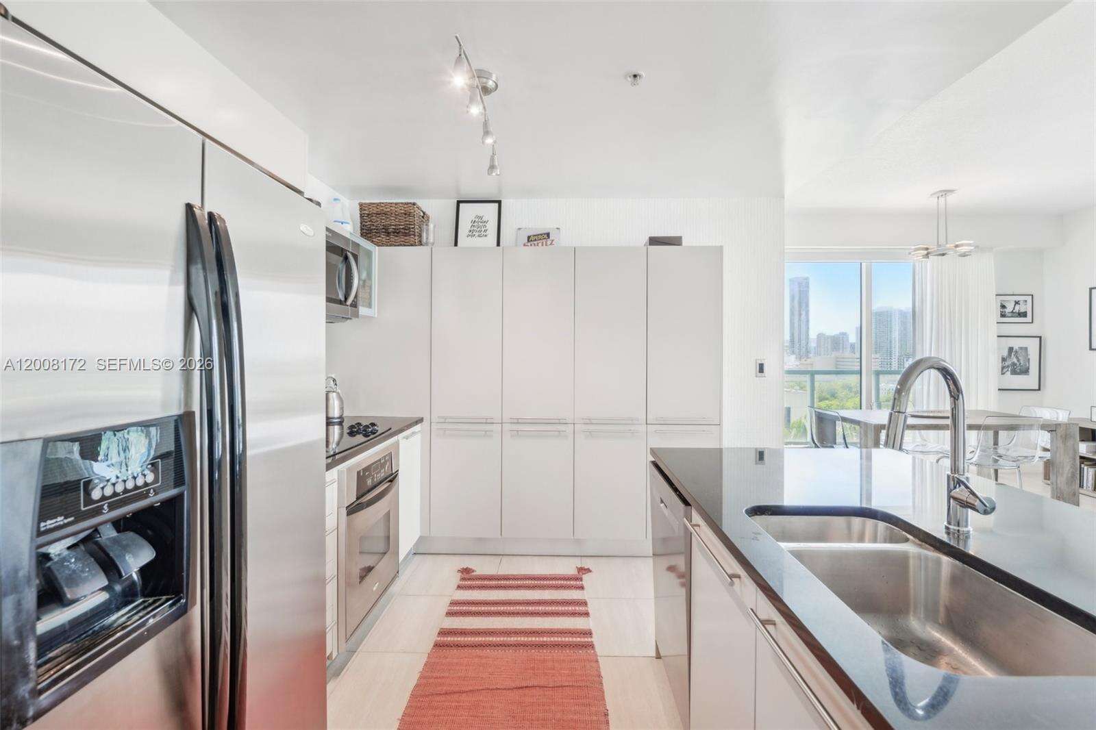 Quantum On The Bay at 1900 Bayshore Dr, Miami, FL 33132 - For Sale photo 6