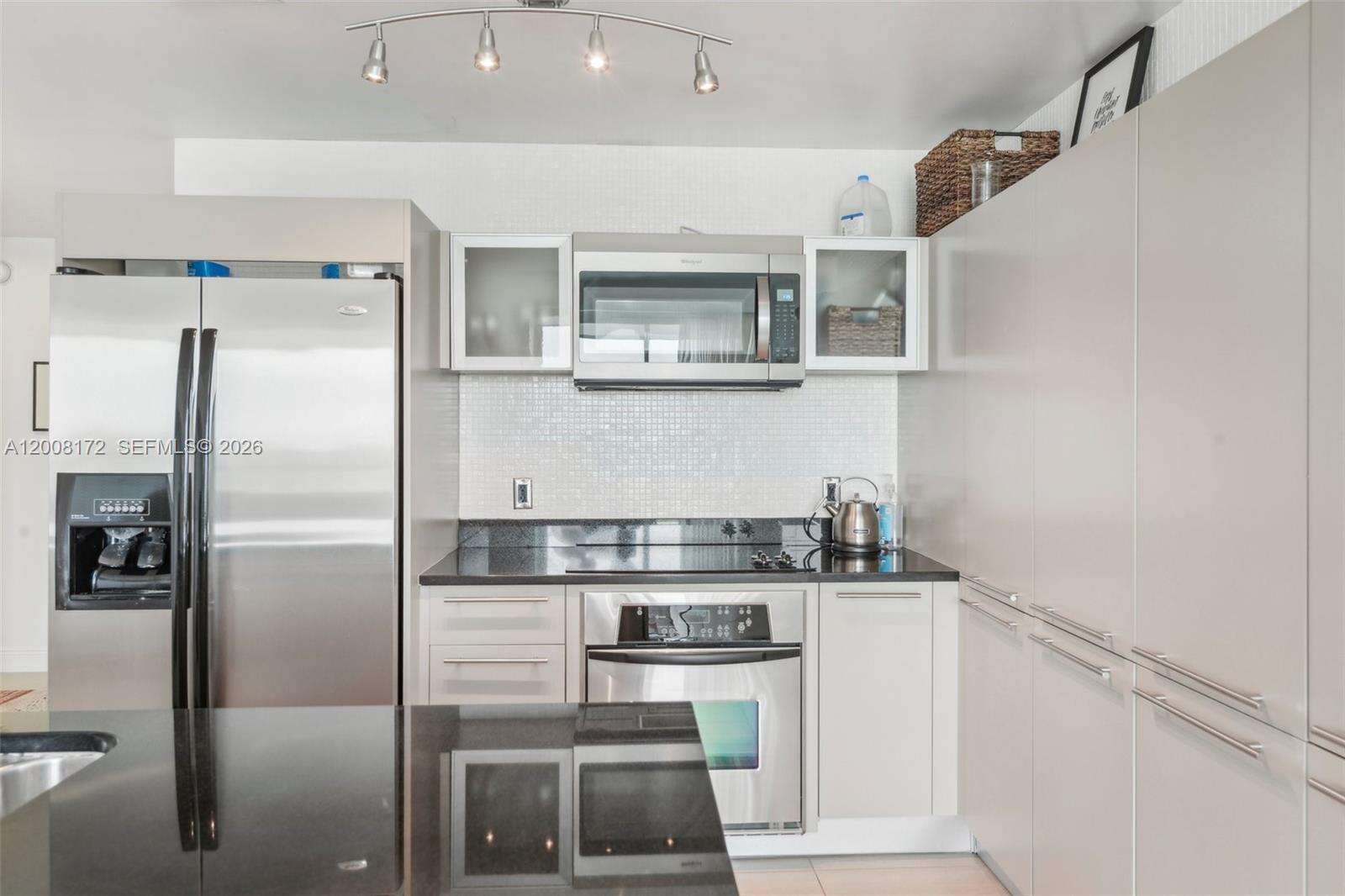 Quantum On The Bay at 1900 Bayshore Dr, Miami, FL 33132 - For Sale photo 8