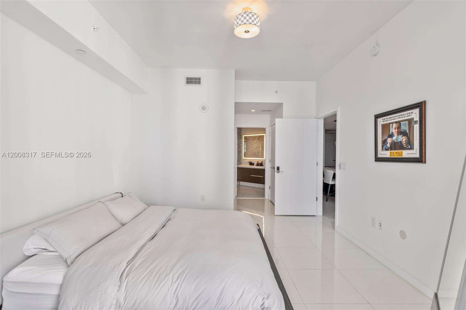 Paramount Miami Worldcenter at 851 1 Ave, Miami, FL 33132 - For Sale photo 11