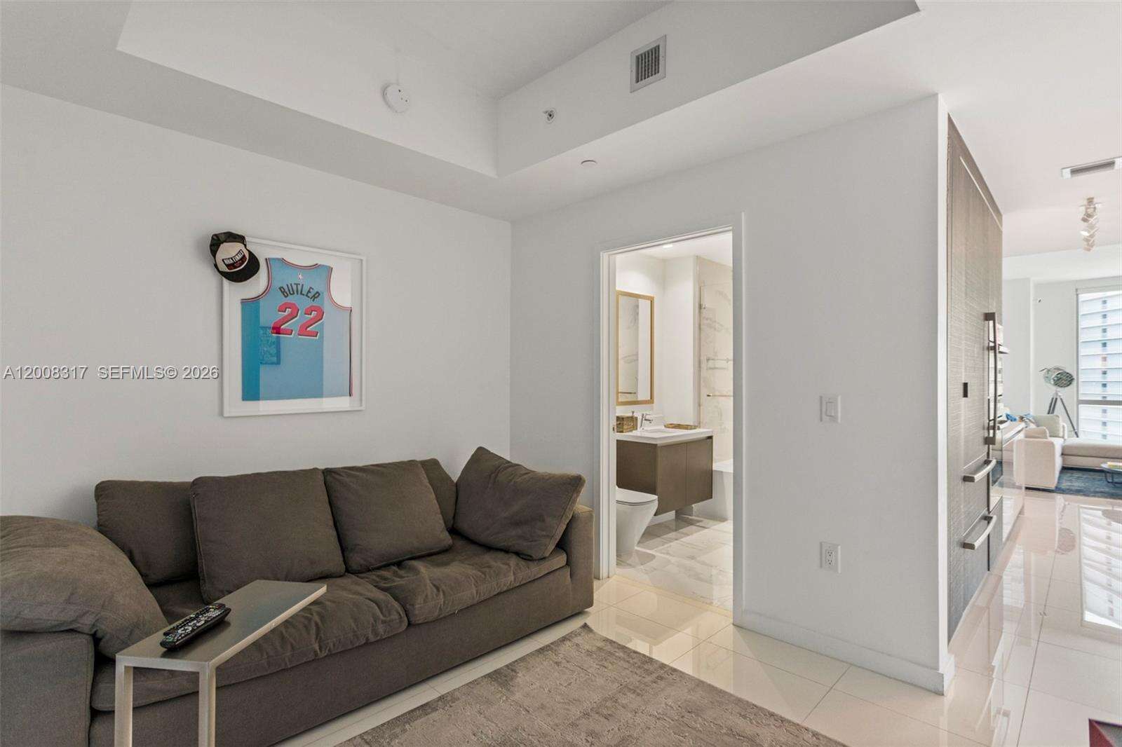 Paramount Miami Worldcenter at 851 1 Ave, Miami, FL 33132 - For Sale photo 20