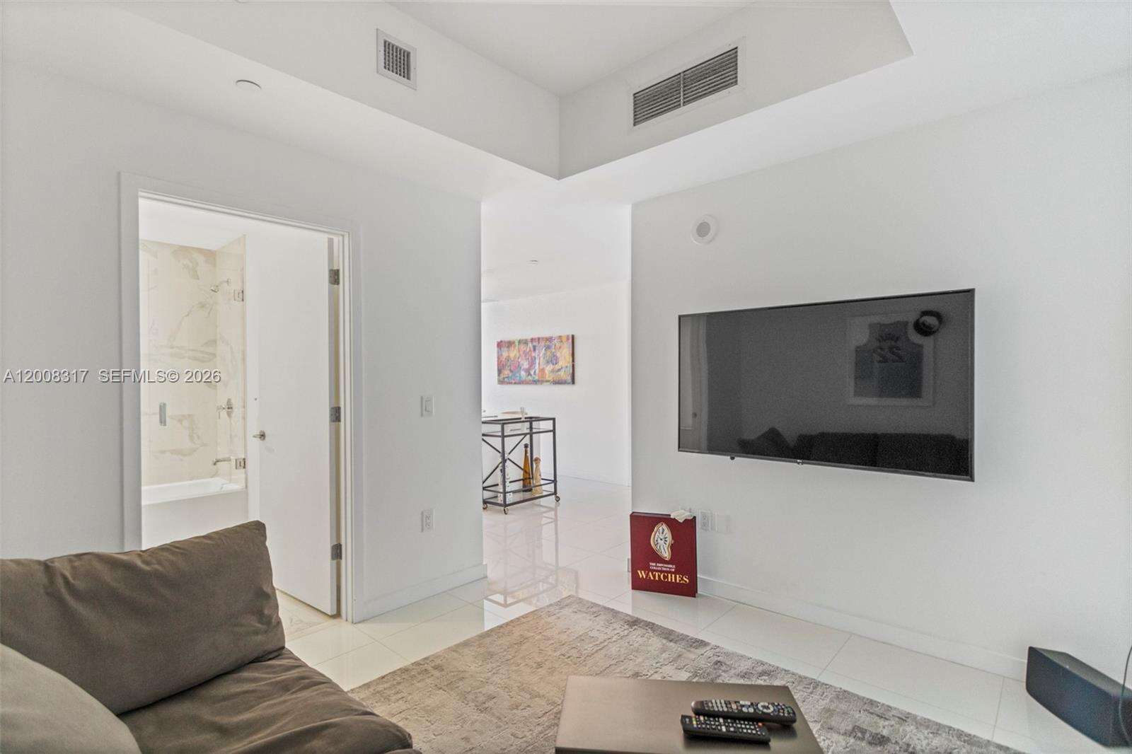 Paramount Miami Worldcenter at 851 1 Ave, Miami, FL 33132 - For Sale photo 21